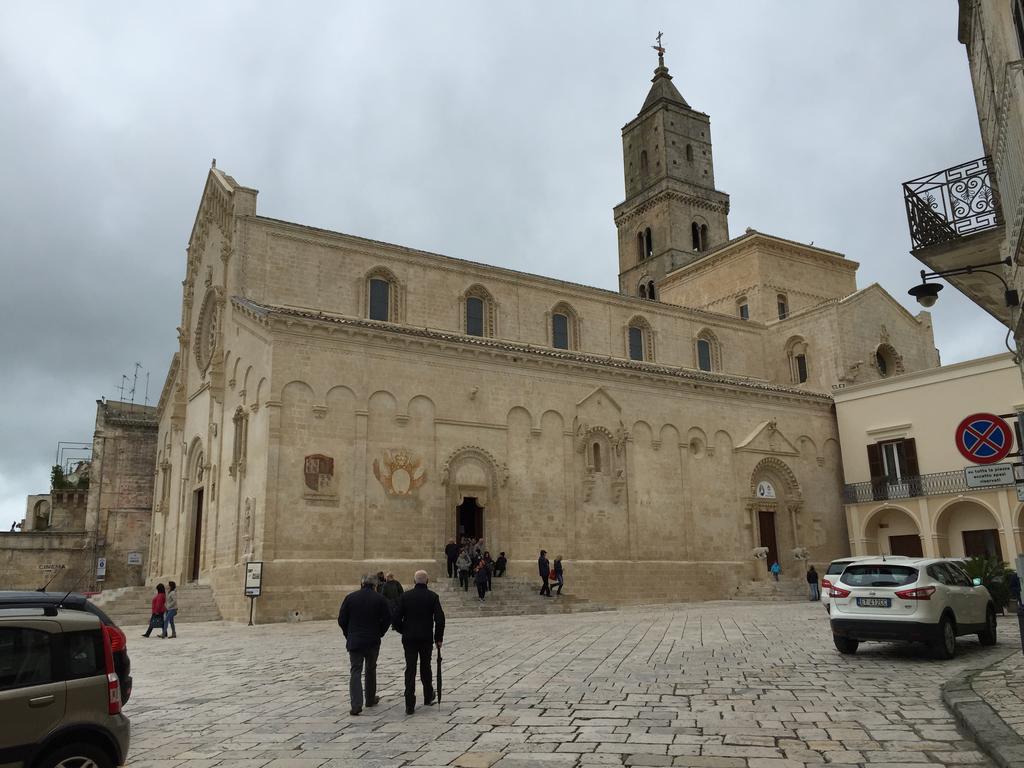 Sul Teatro Apartment Matera Bagian luar foto