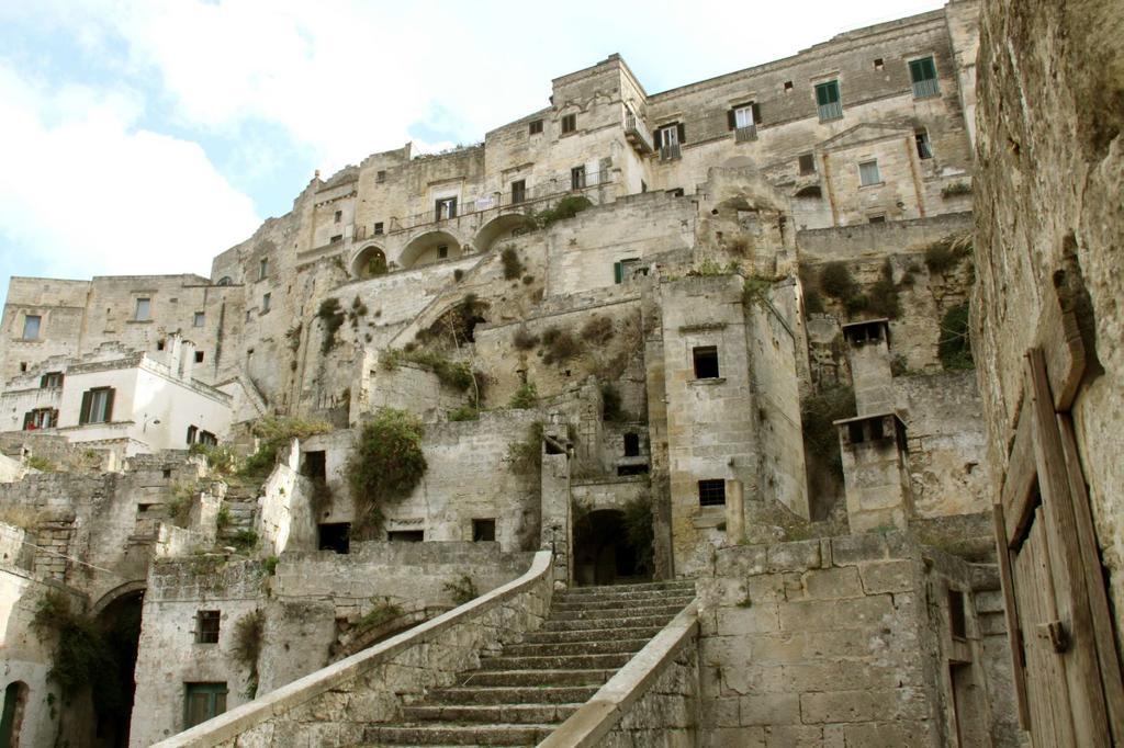 Sul Teatro Apartment Matera Bagian luar foto