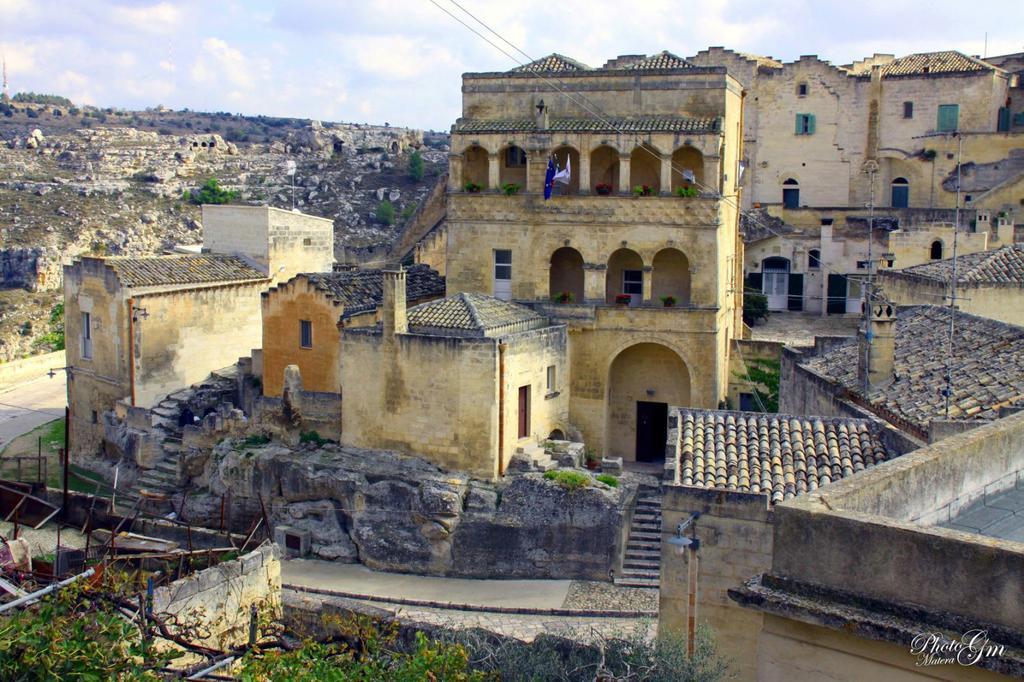 Sul Teatro Apartment Matera Bagian luar foto